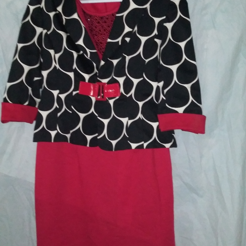 Dress - Picture 2 of 3